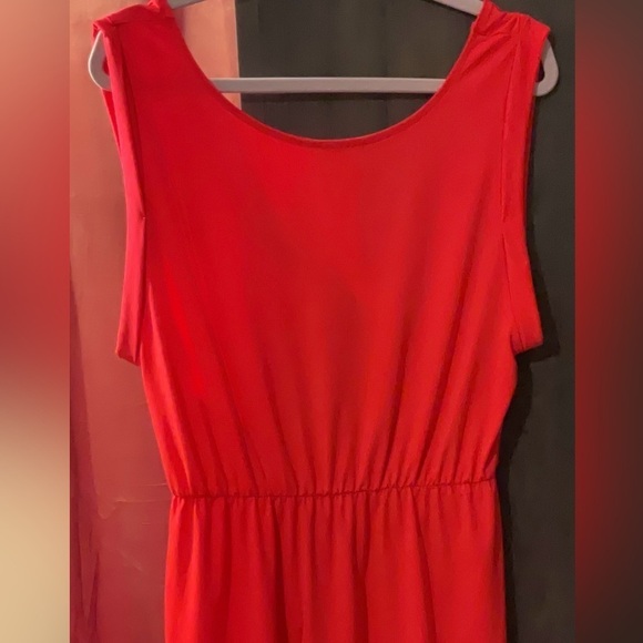 Beautiful summer dress, low back, sz 10, lots of stretch, capped sleeves, EUC - Picture 5 of 7